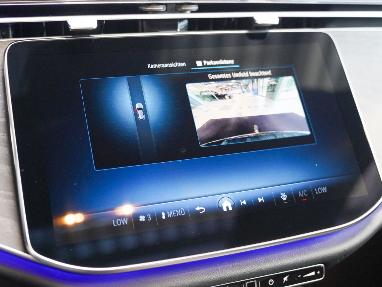 Mercedes-Benz E-Klasse – Bild 25