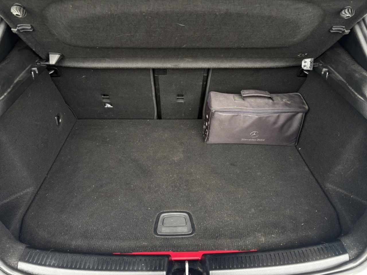 Photo du v&eacute;hicule 10 / 18