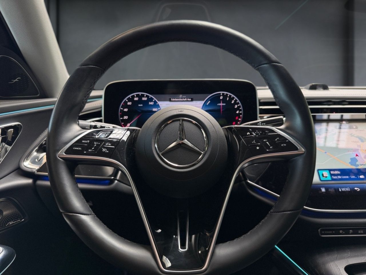 Mercedes-Benz E-Klasse – Bild 6