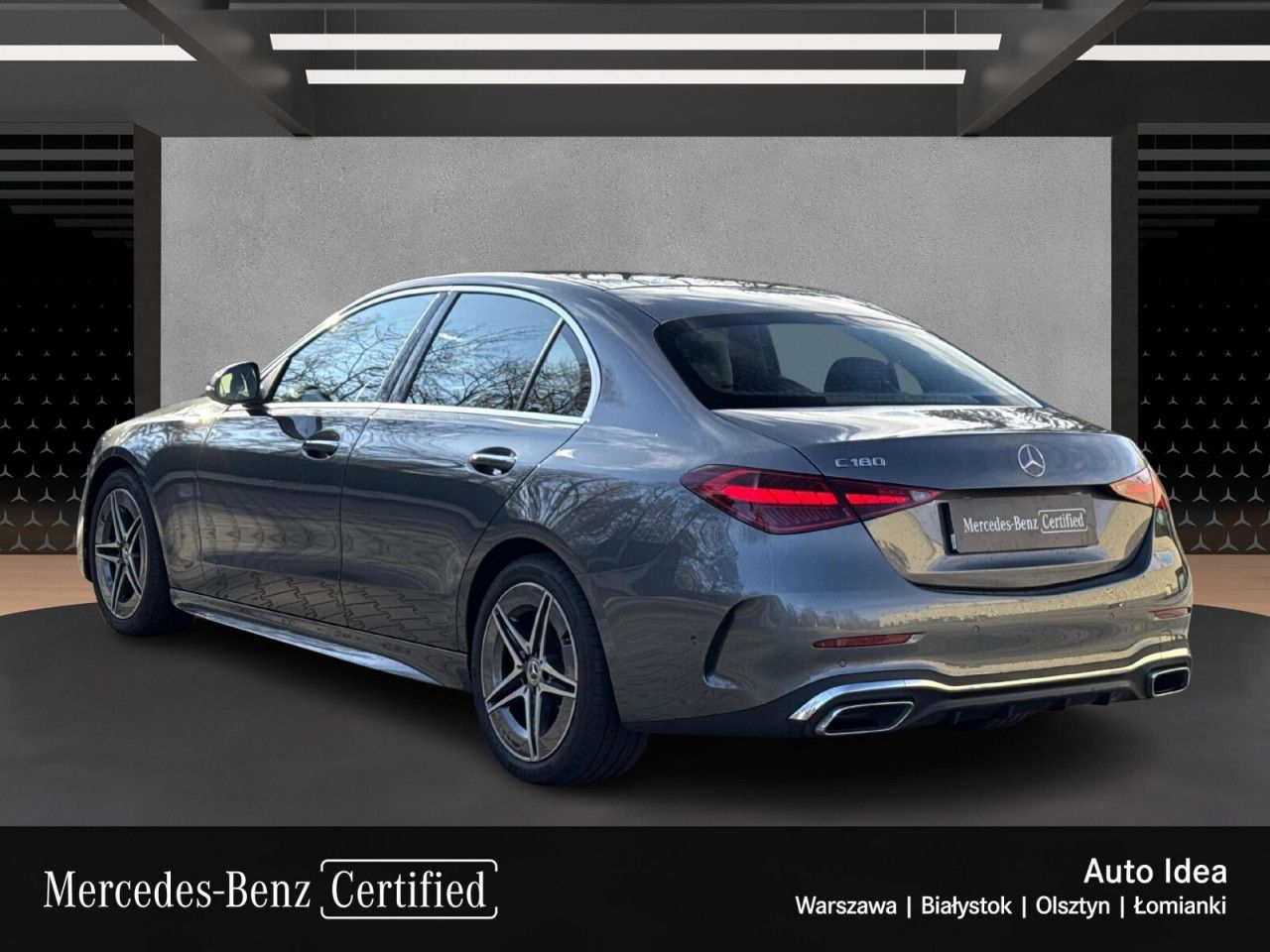 Zdj&eogon;cie pojazdu 3 / 23