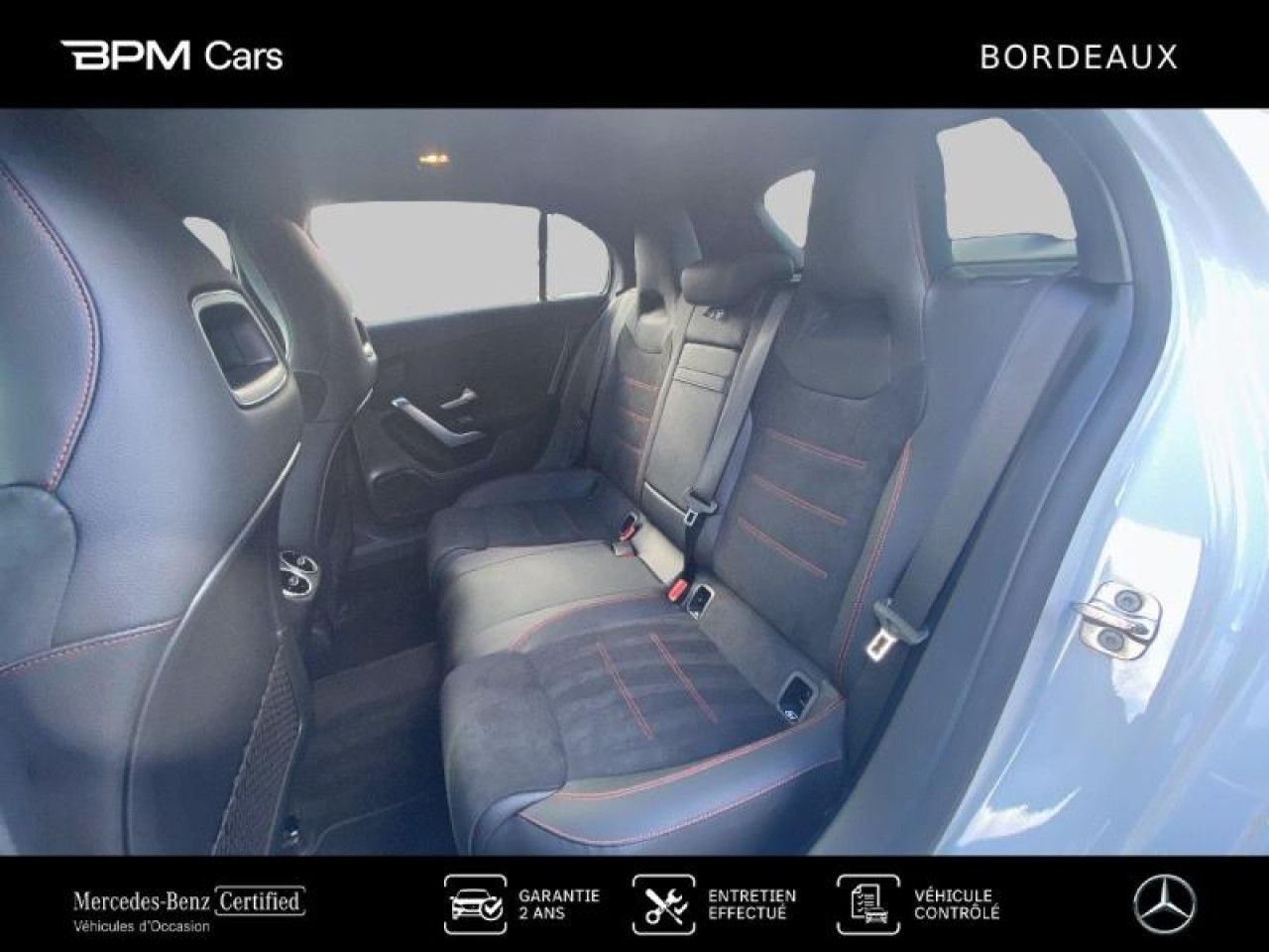 Photo du v&eacute;hicule 14 / 18