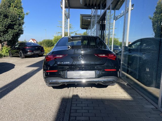 Mercedes-Benz CLA 200