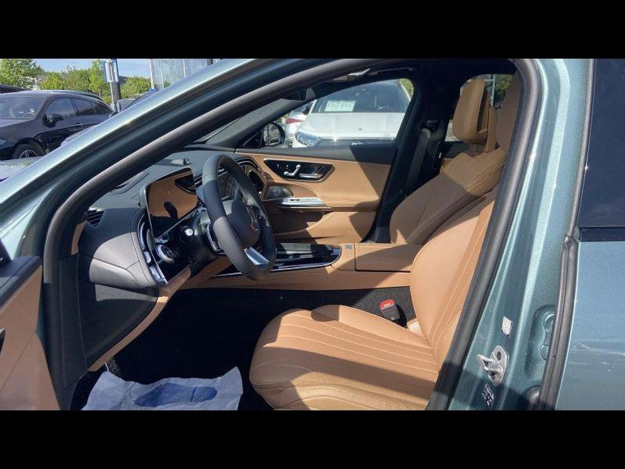 Photo du v&eacute;hicule 13 / 18