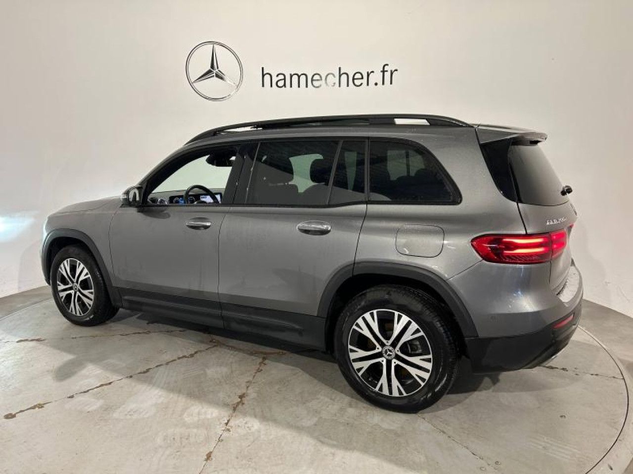 Photo du v&eacute;hicule 2 / 18