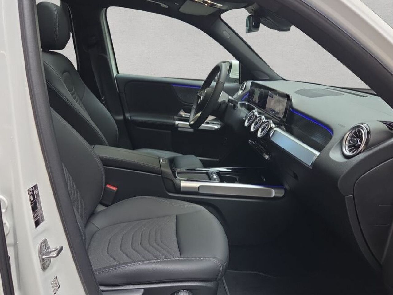 Mercedes-Benz GLB – Bild 19