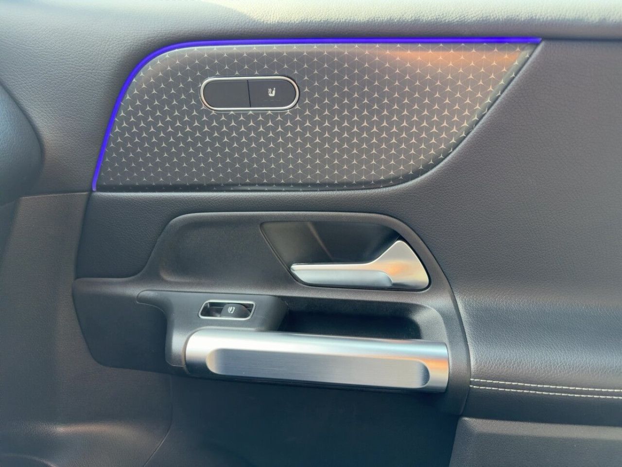 Mercedes-Benz GLB – Bild 18