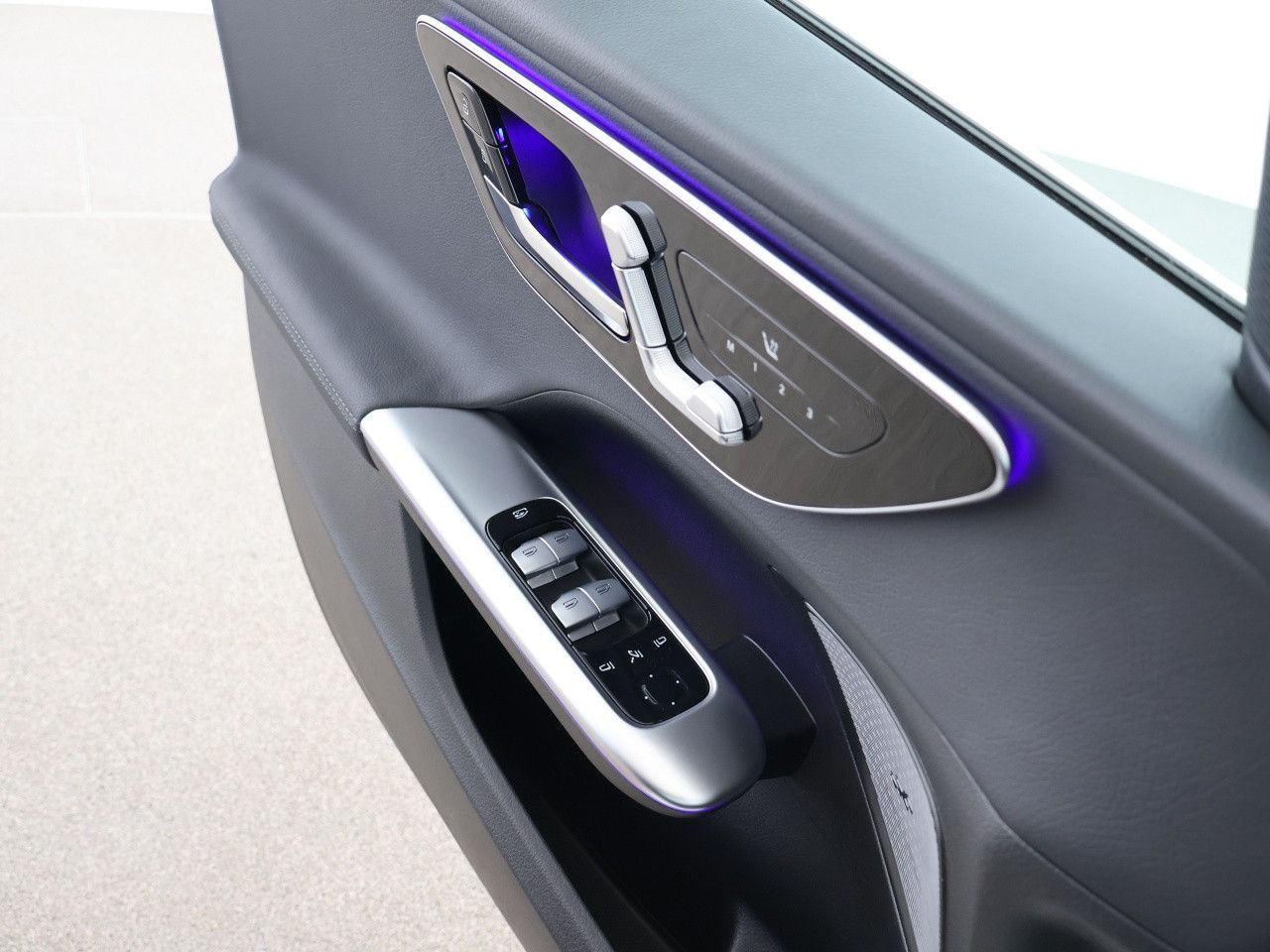 Mercedes-Benz C-Klasse – Bild 14