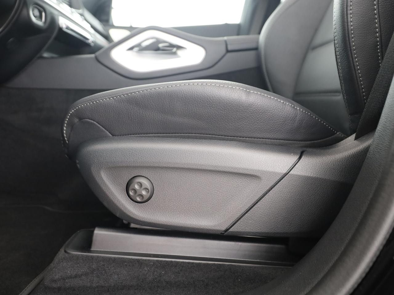 Mercedes-Benz GLE – Bild 23