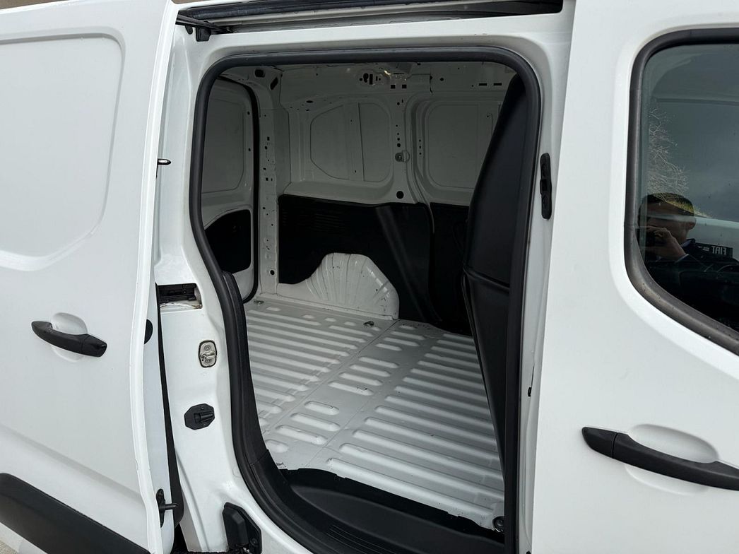 Peugeot | PARTNER PREMIUM L1 BLUE HDI 100