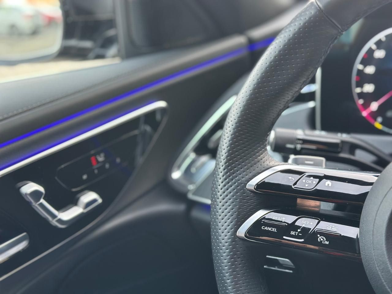 Mercedes-Benz E-Klasse – Bild 14