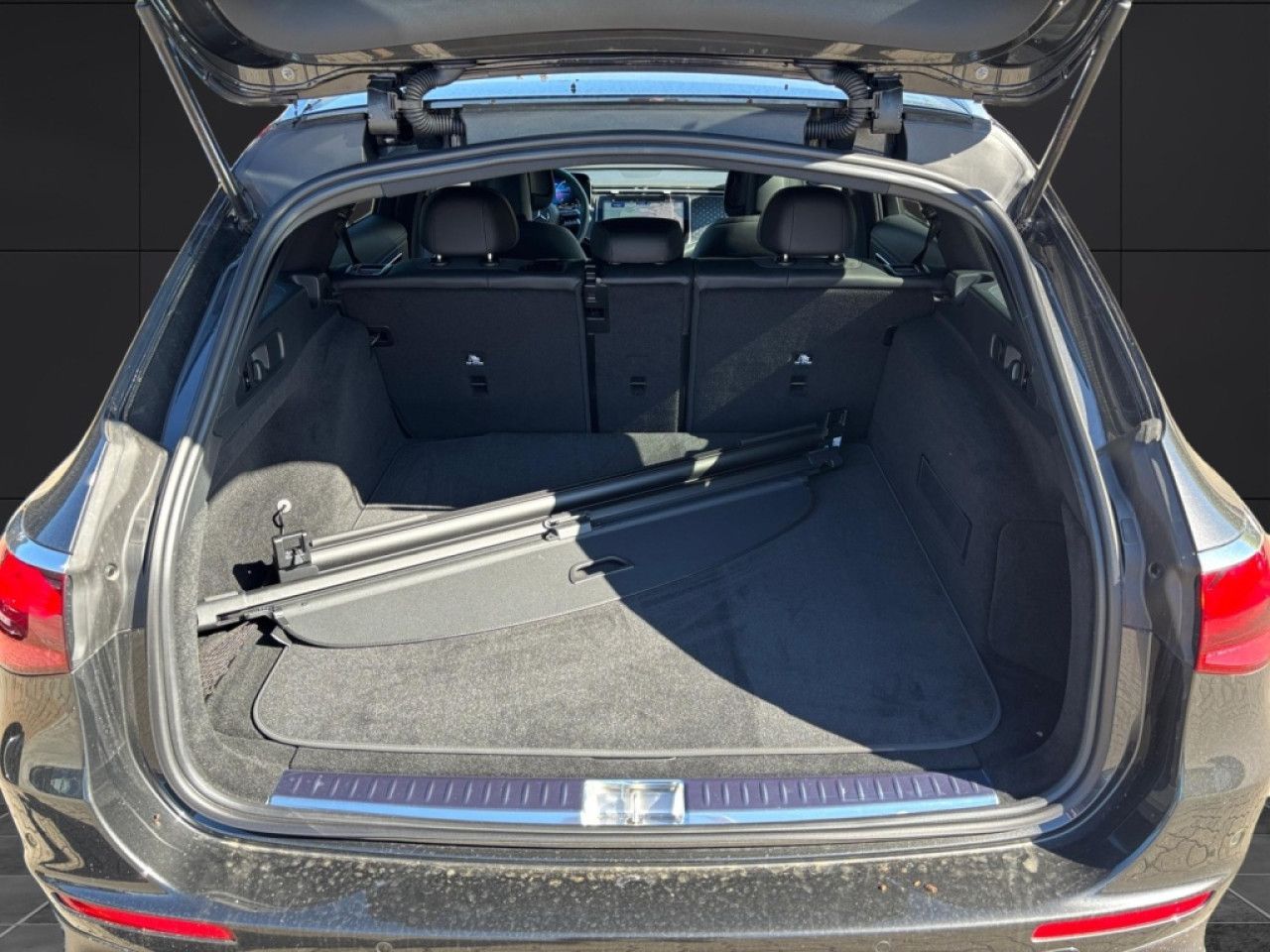 Mercedes-Benz E-Klasse – Bild 15