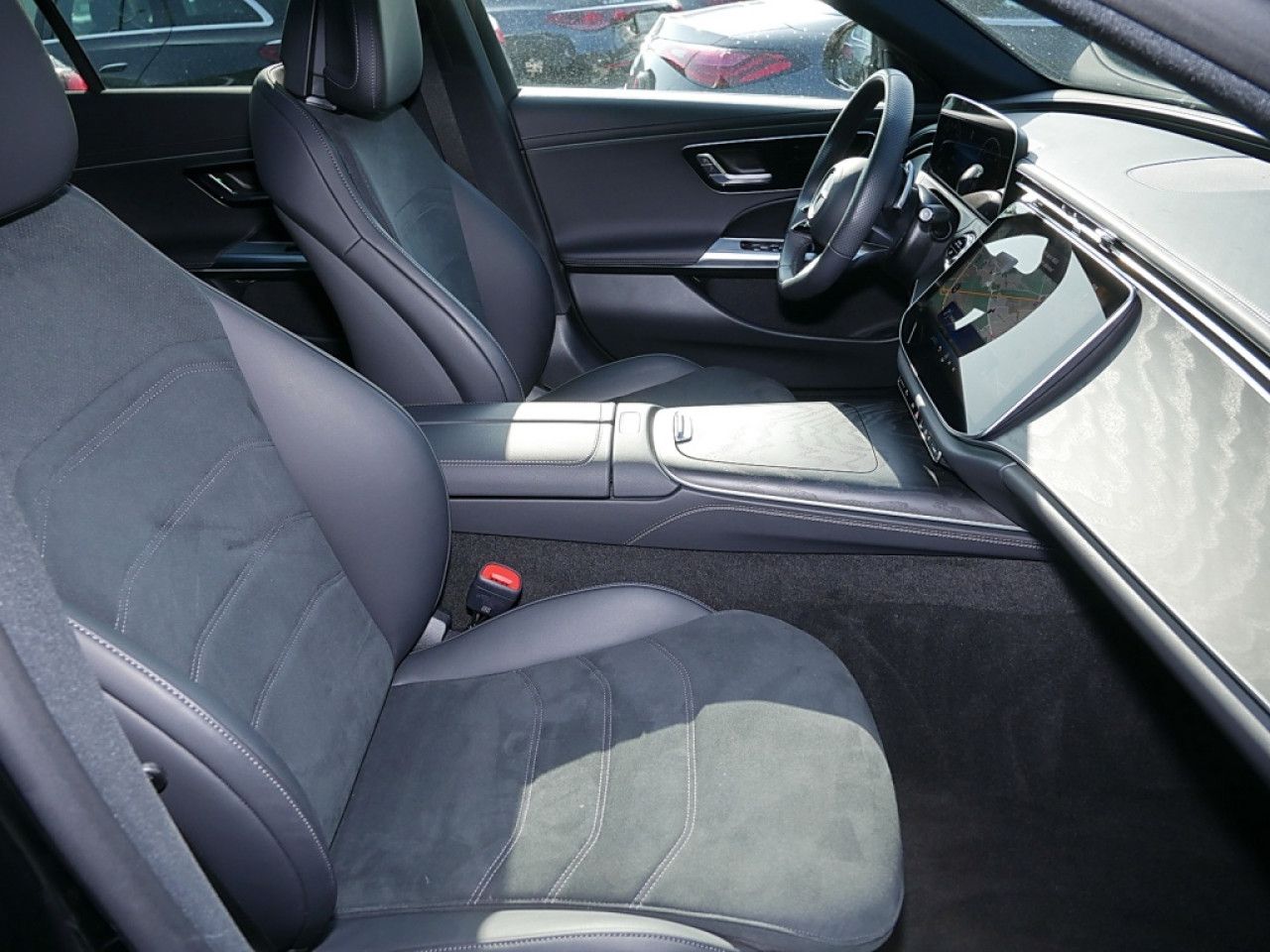 Mercedes-Benz E-Klasse – Bild 6