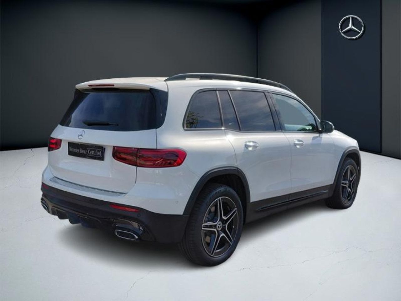 Photo du v&eacute;hicule 4 / 18