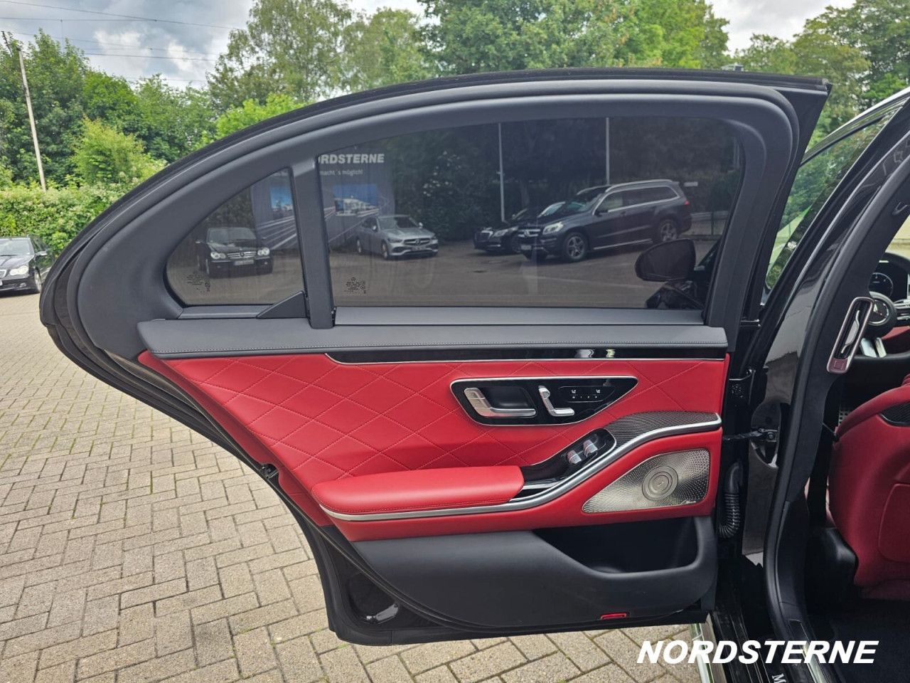 Mercedes-Benz S-Klasse – Bild 24