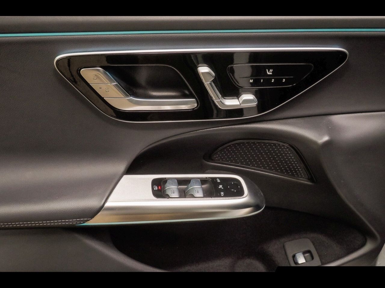 Mercedes-Benz E-Klasse – Bild 14