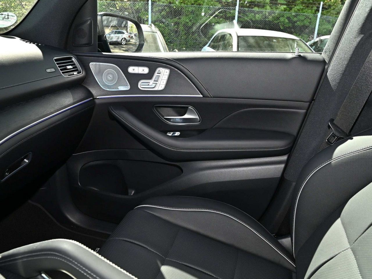 Mercedes-Benz GLS – Bild 16