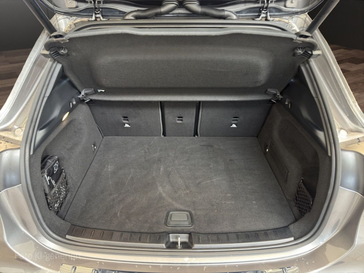 Mercedes-Benz EQA – Bild 11