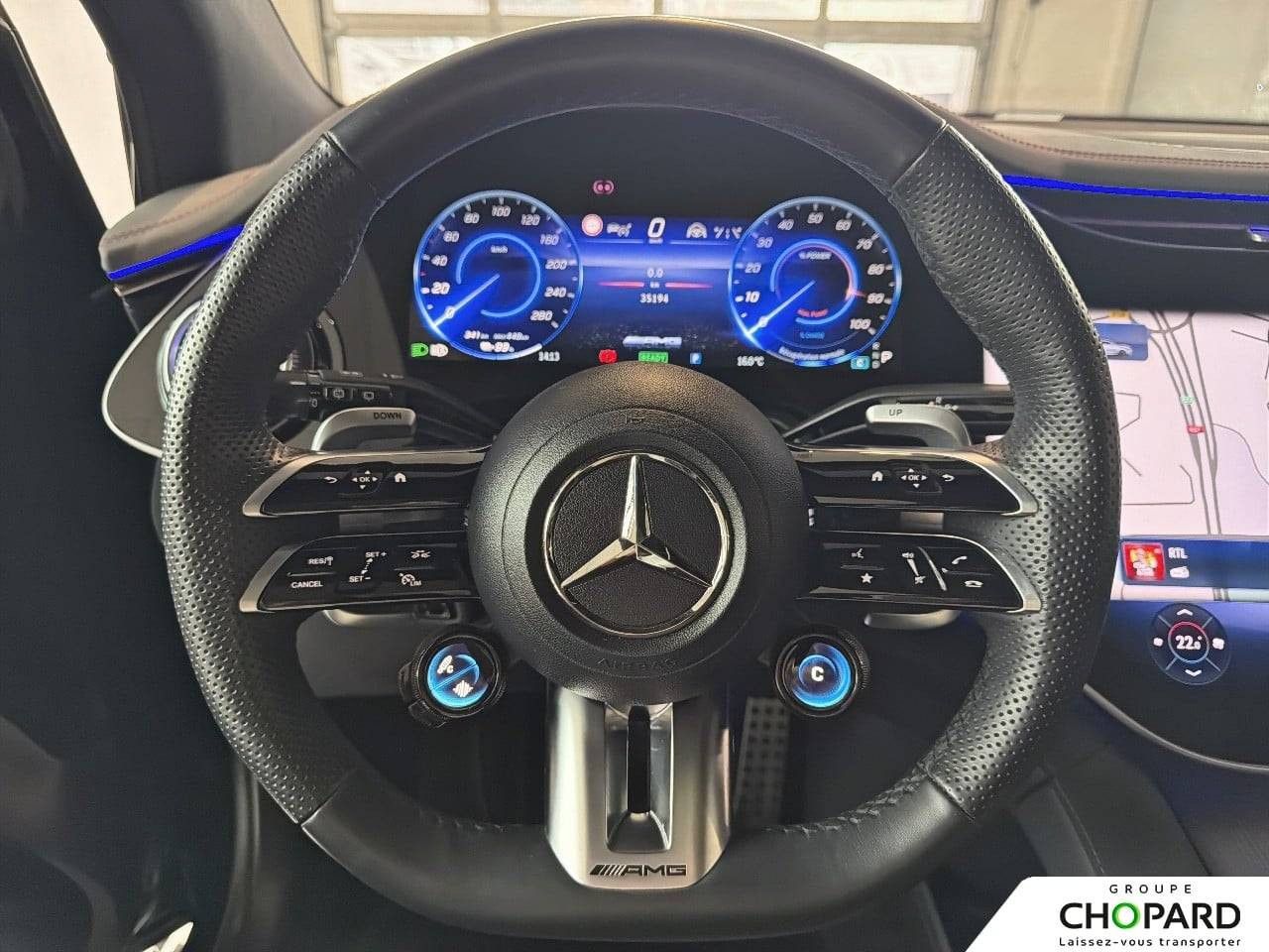 Photo du v&eacute;hicule 16 / 18