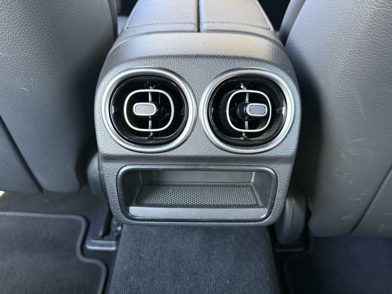 Fahrzeugbild 9 / 29
