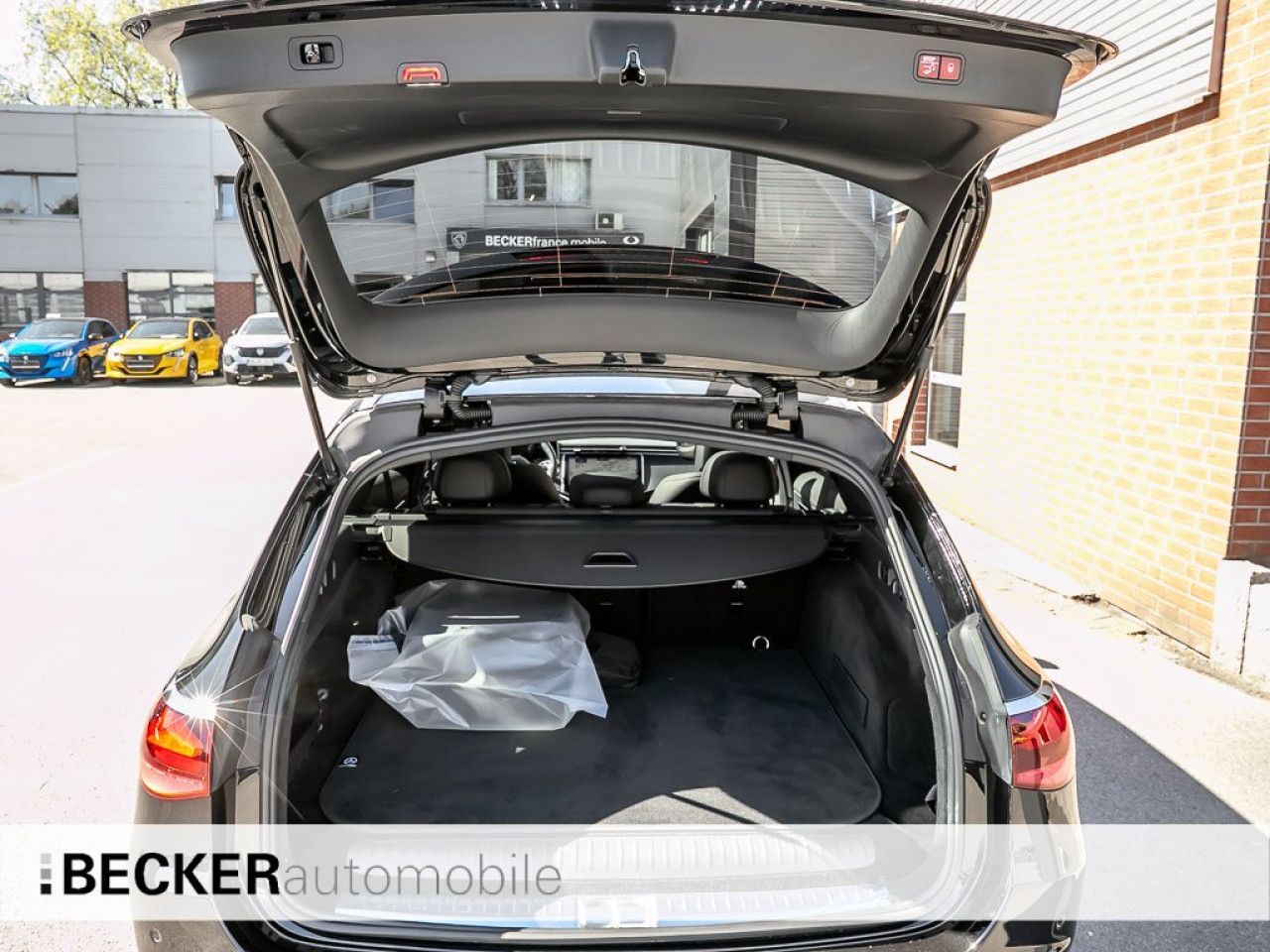 Mercedes-Benz E-Klasse – Bild 11