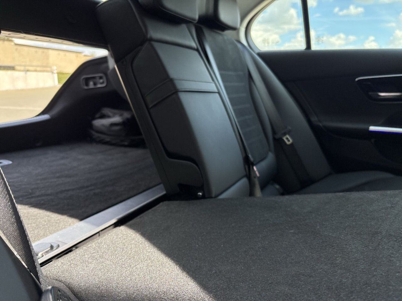 Mercedes-Benz C-Klasse – Bild 18