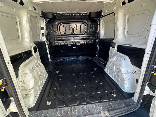 Vehicle image 7 / 11