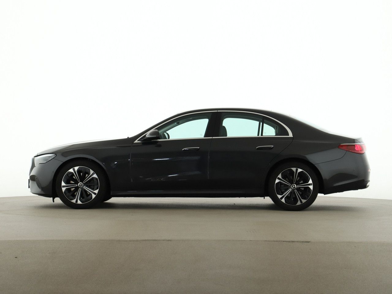 Mercedes-Benz E-Klasse – Bild 2
