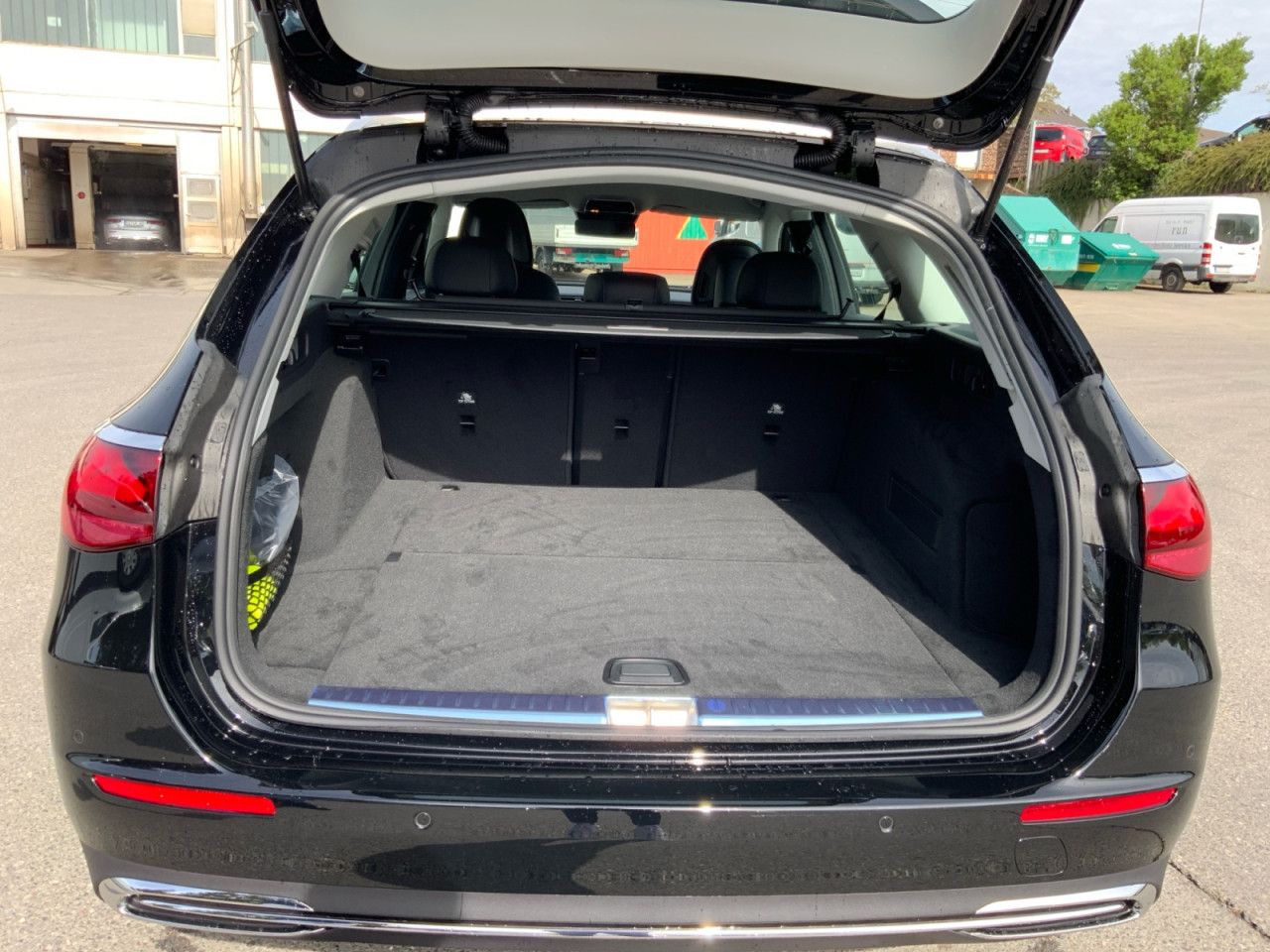 Mercedes-Benz E-Klasse – Bild 18