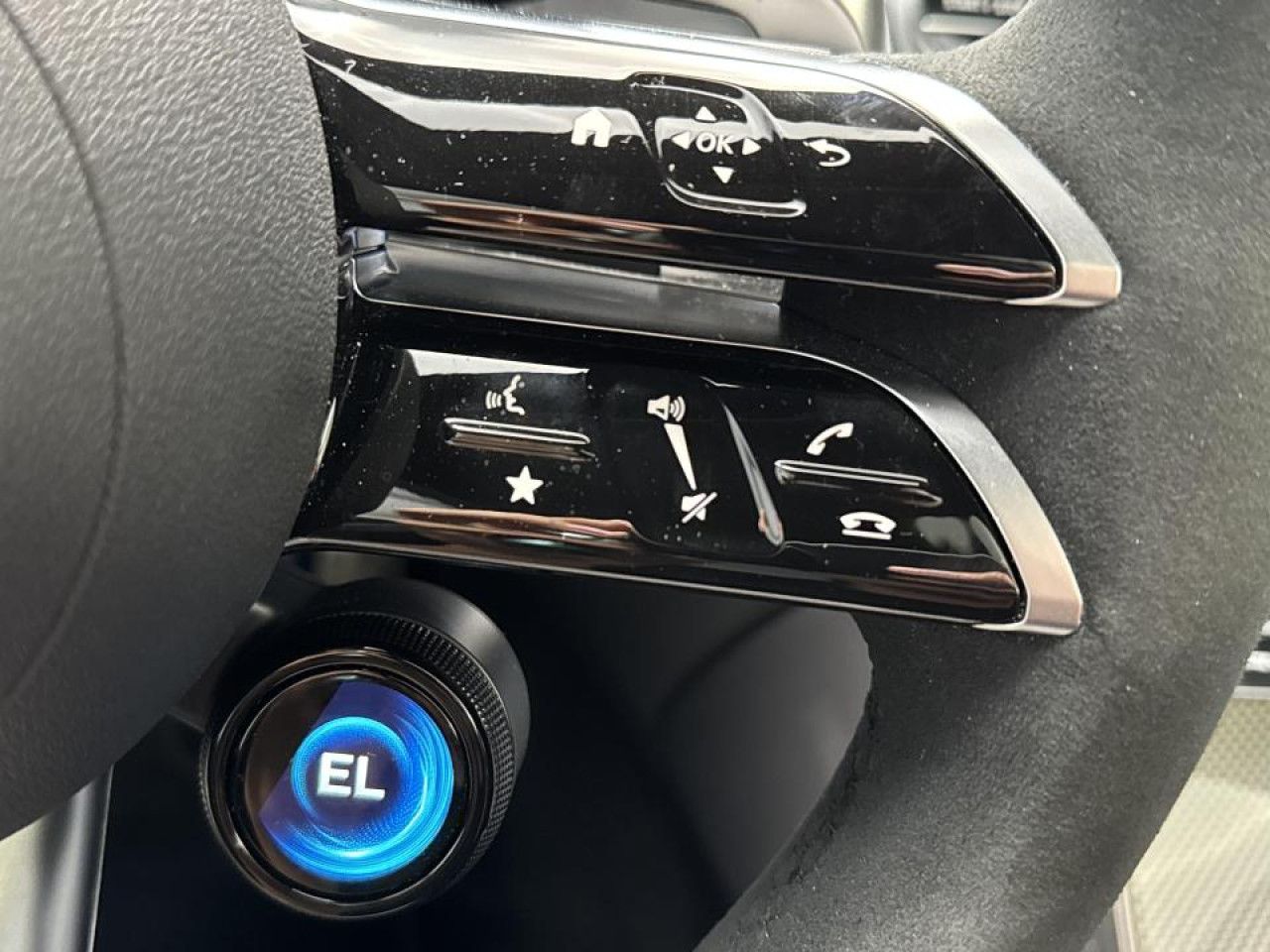 Zdjęcie pojazdu 16 / 21