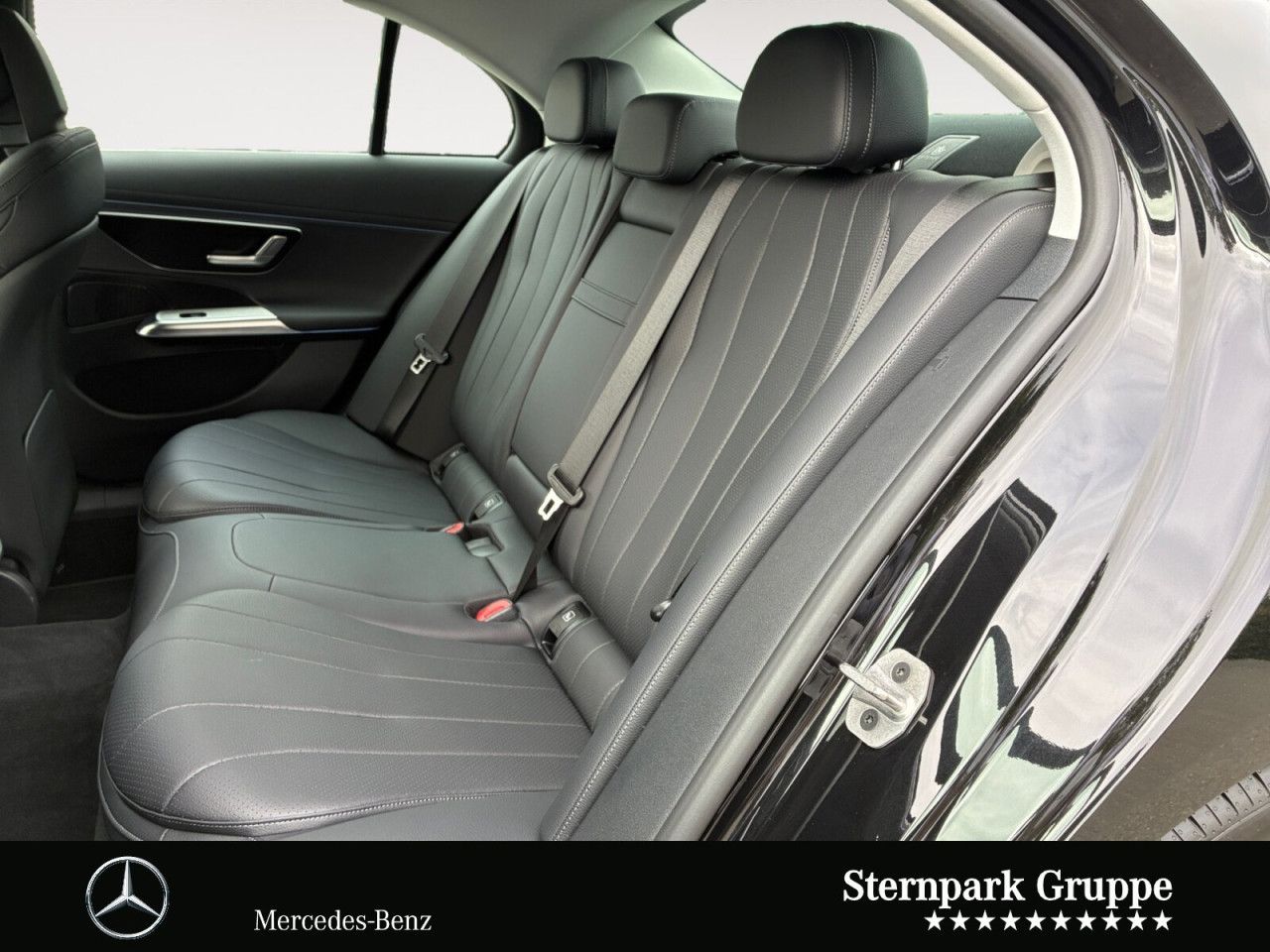 Mercedes-Benz E-Klasse – Bild 13