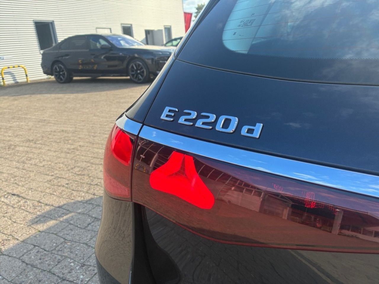 Mercedes-Benz E-Klasse – Bild 28