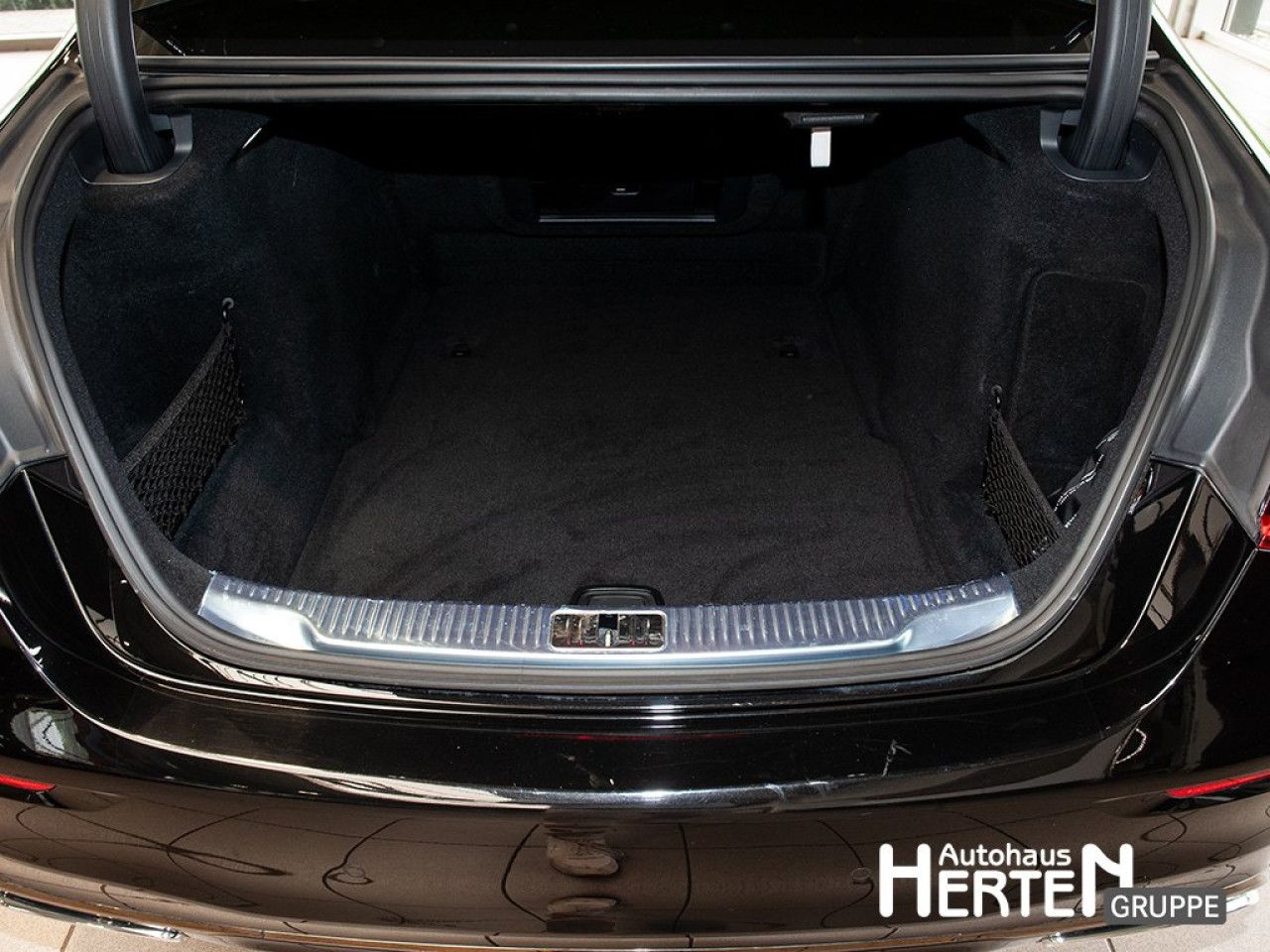 Mercedes-Benz S-Klasse – Bild 17