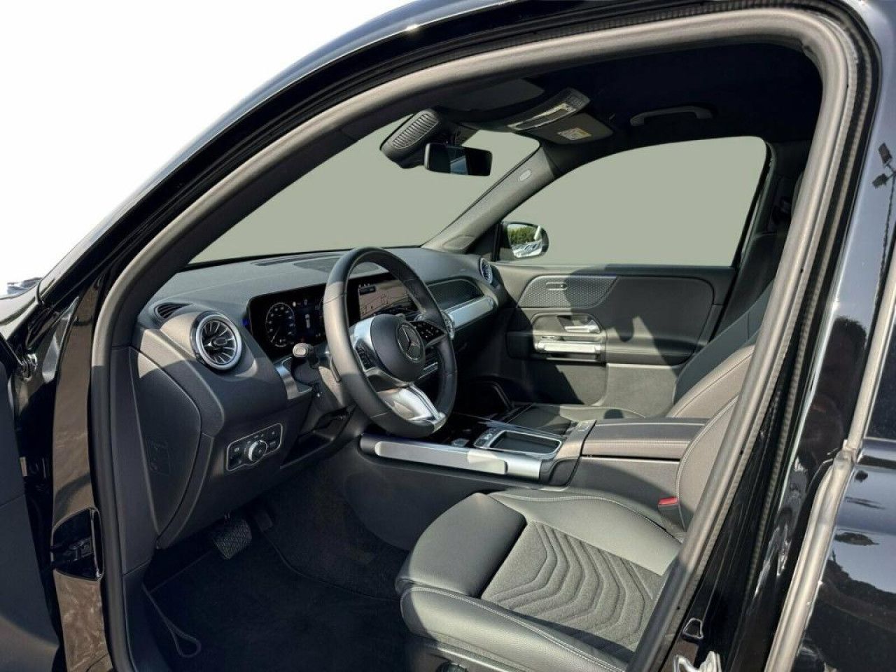 Mercedes-Benz GLB – Bild 12