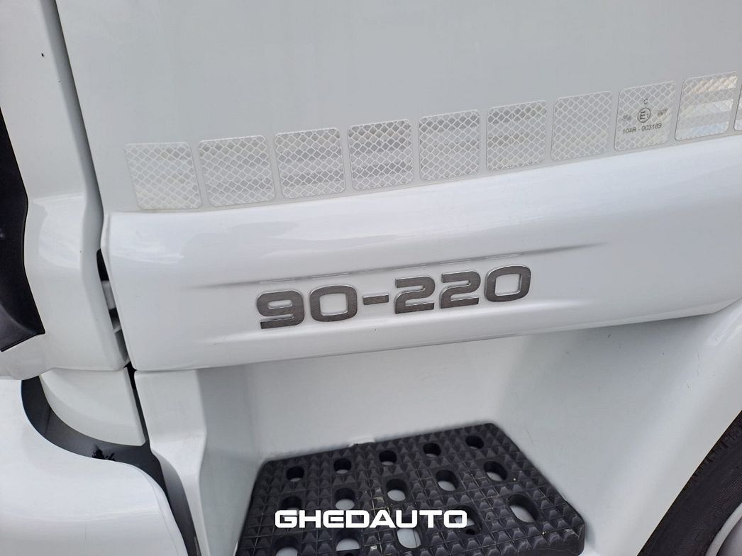 IVECO | EUROCARG0 90 220 CON CELLA ISOTERMICA E SPONDA CAR