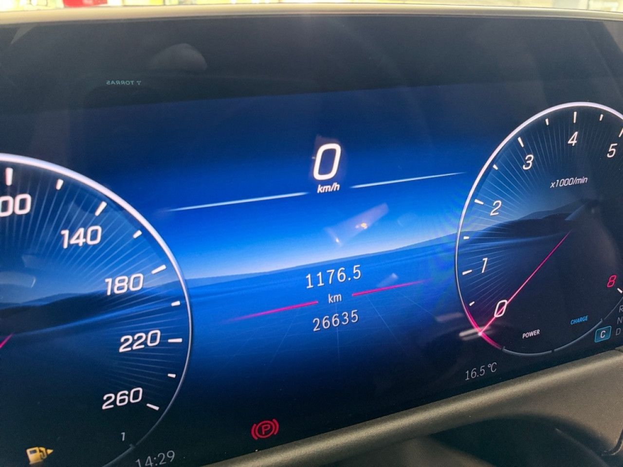Mercedes-Benz E-Klasse – Bild 28
