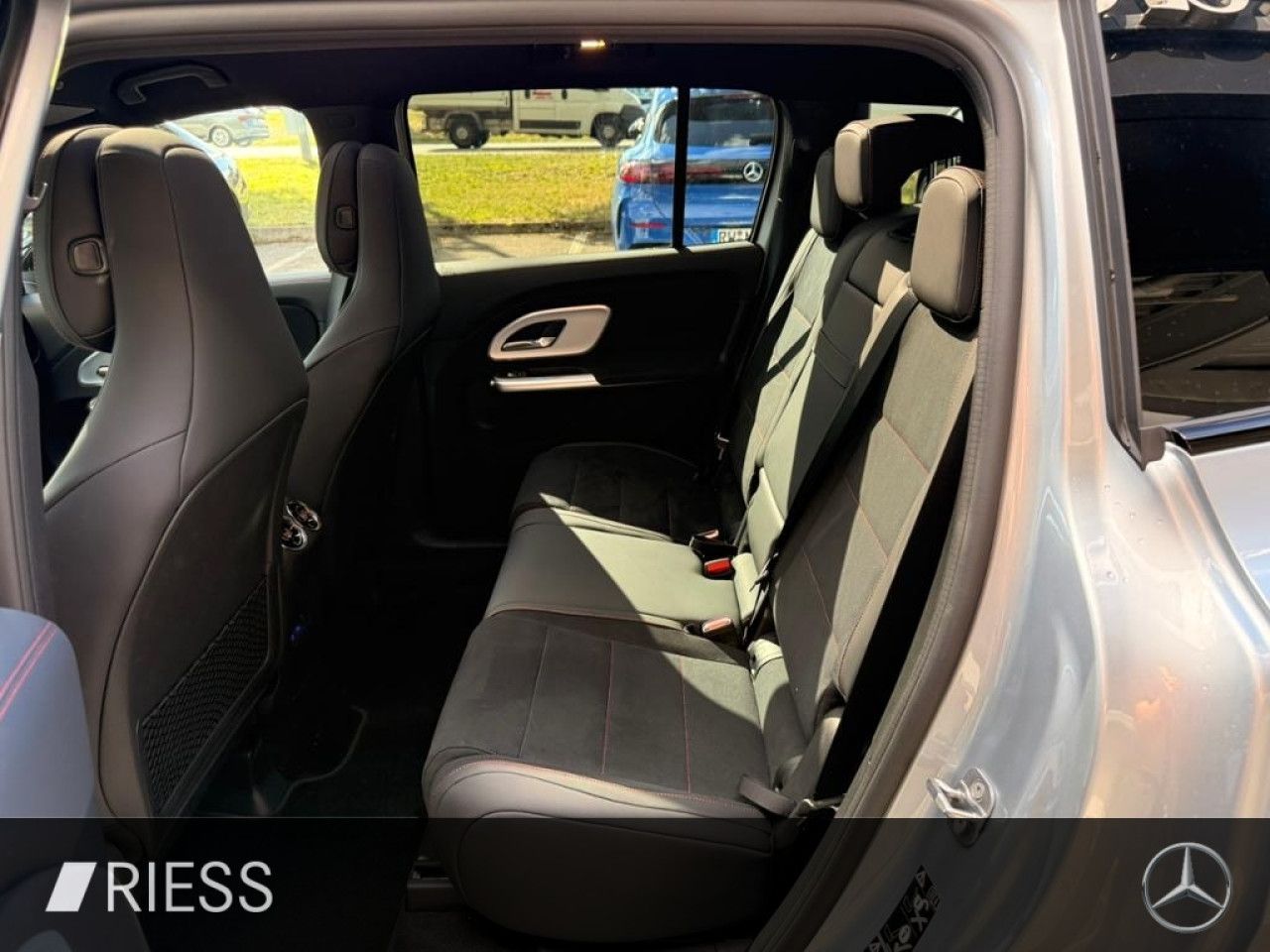 Mercedes-Benz GLB – Bild 4