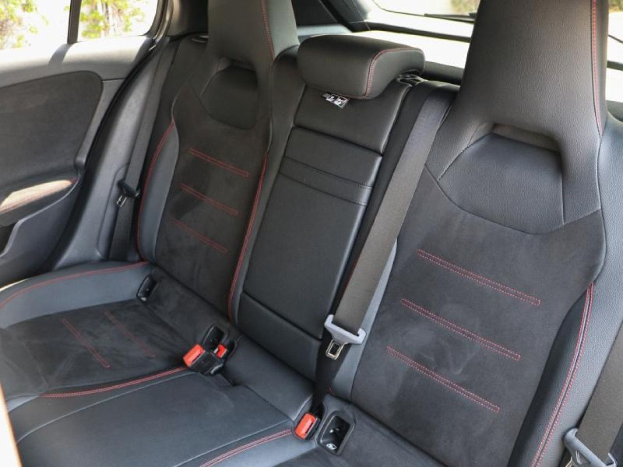 Photo du véhicule 16 / 18