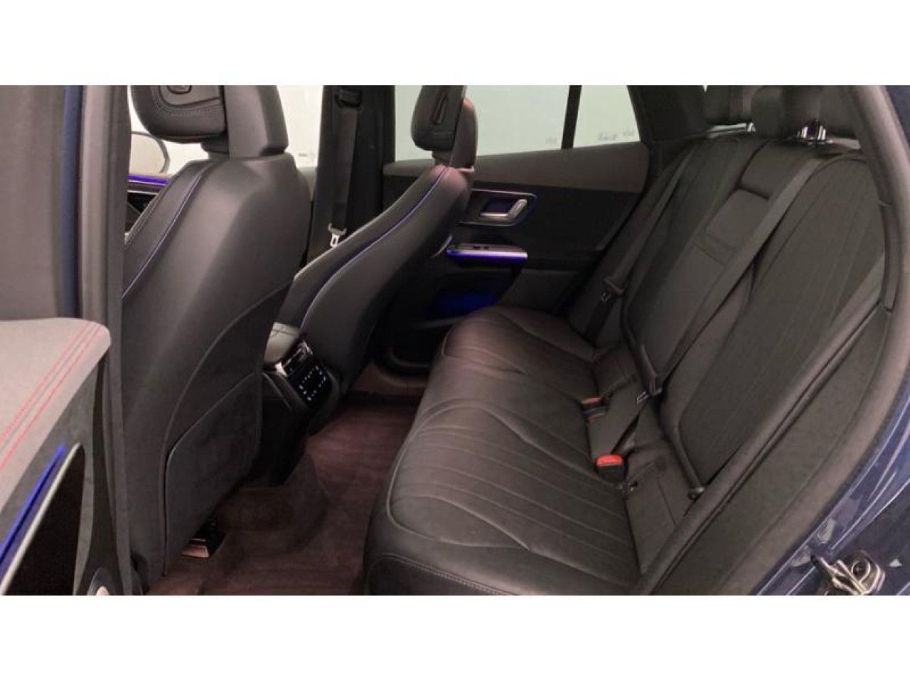 Photo du v&eacute;hicule 13 / 18