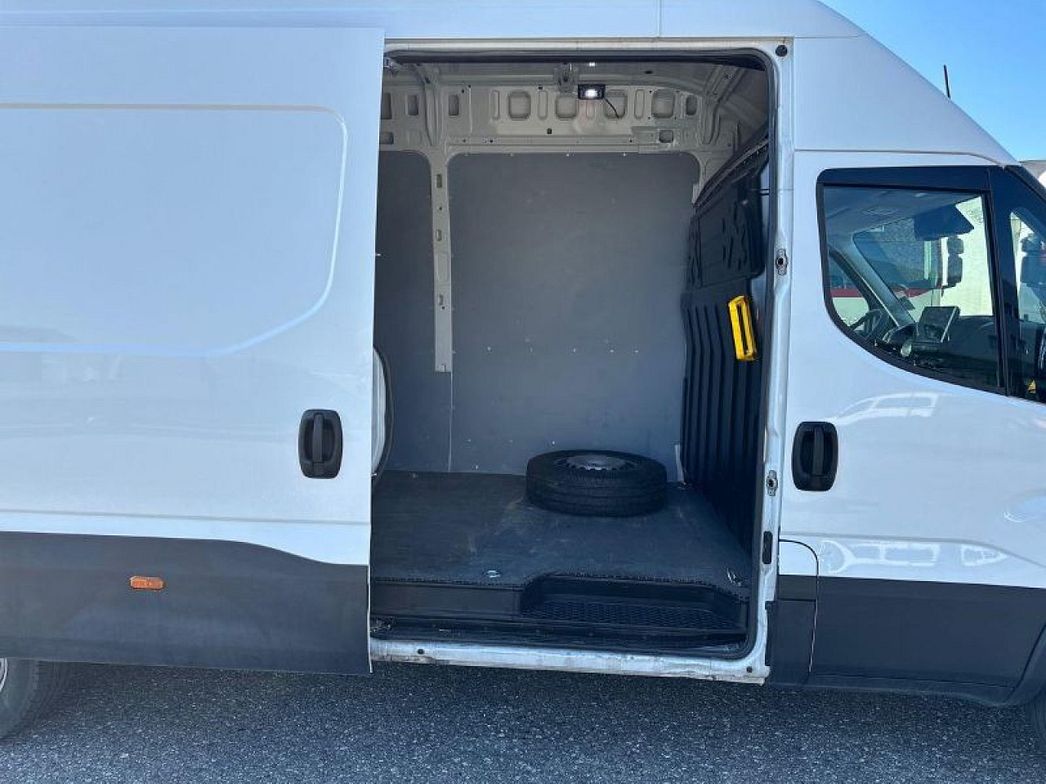IVECO | 35S16A8 V