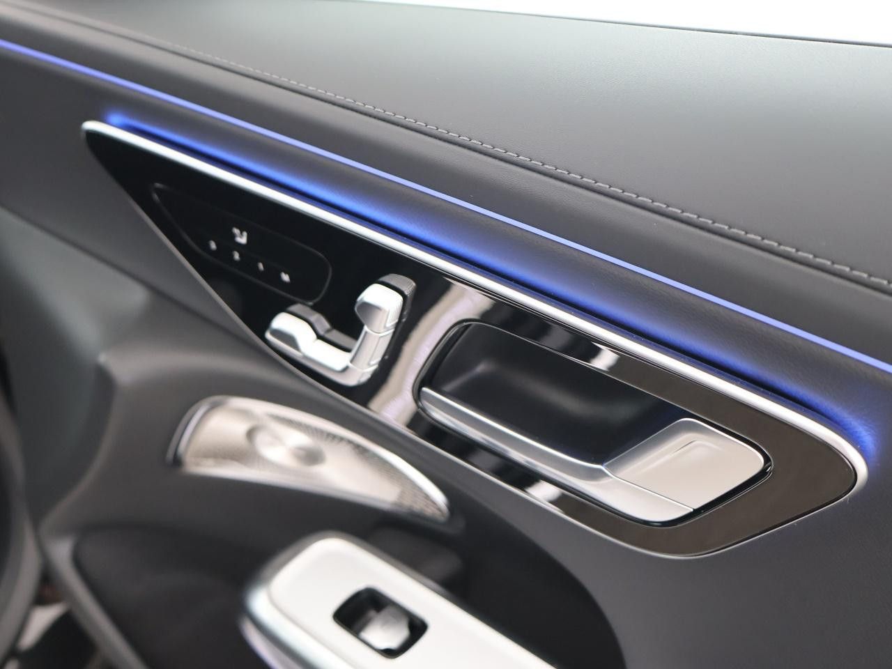 Mercedes-Benz E-Klasse – Bild 17