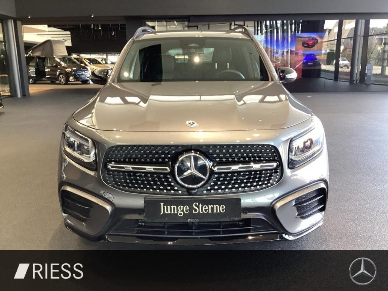 Mercedes-Benz GLB – Bild 2