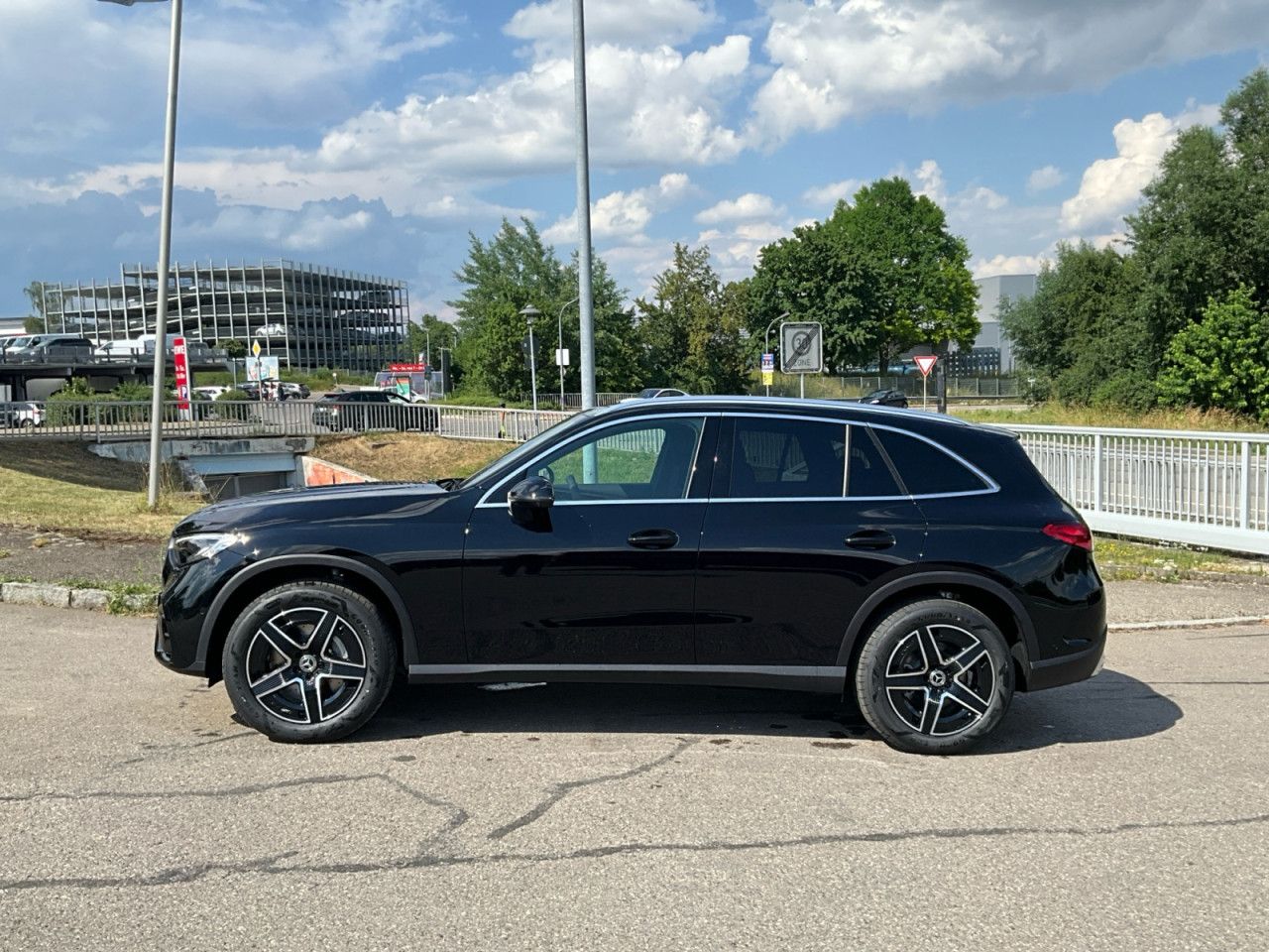 Mercedes-Benz GLC – Bild 2