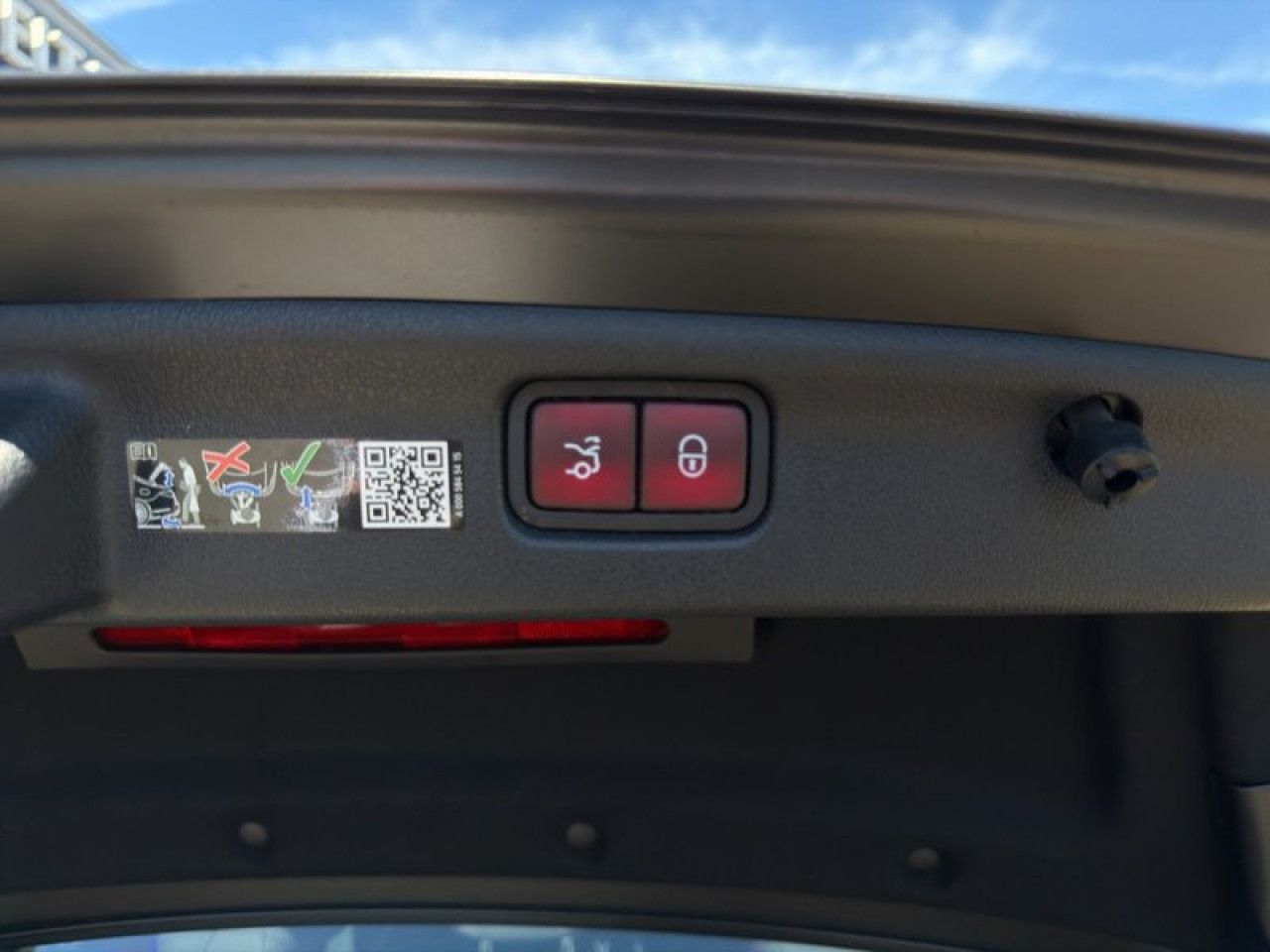 Mercedes-Benz C-Klasse – Bild 16