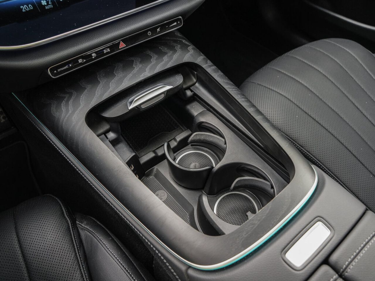 Mercedes-Benz E-Klasse – Bild 13