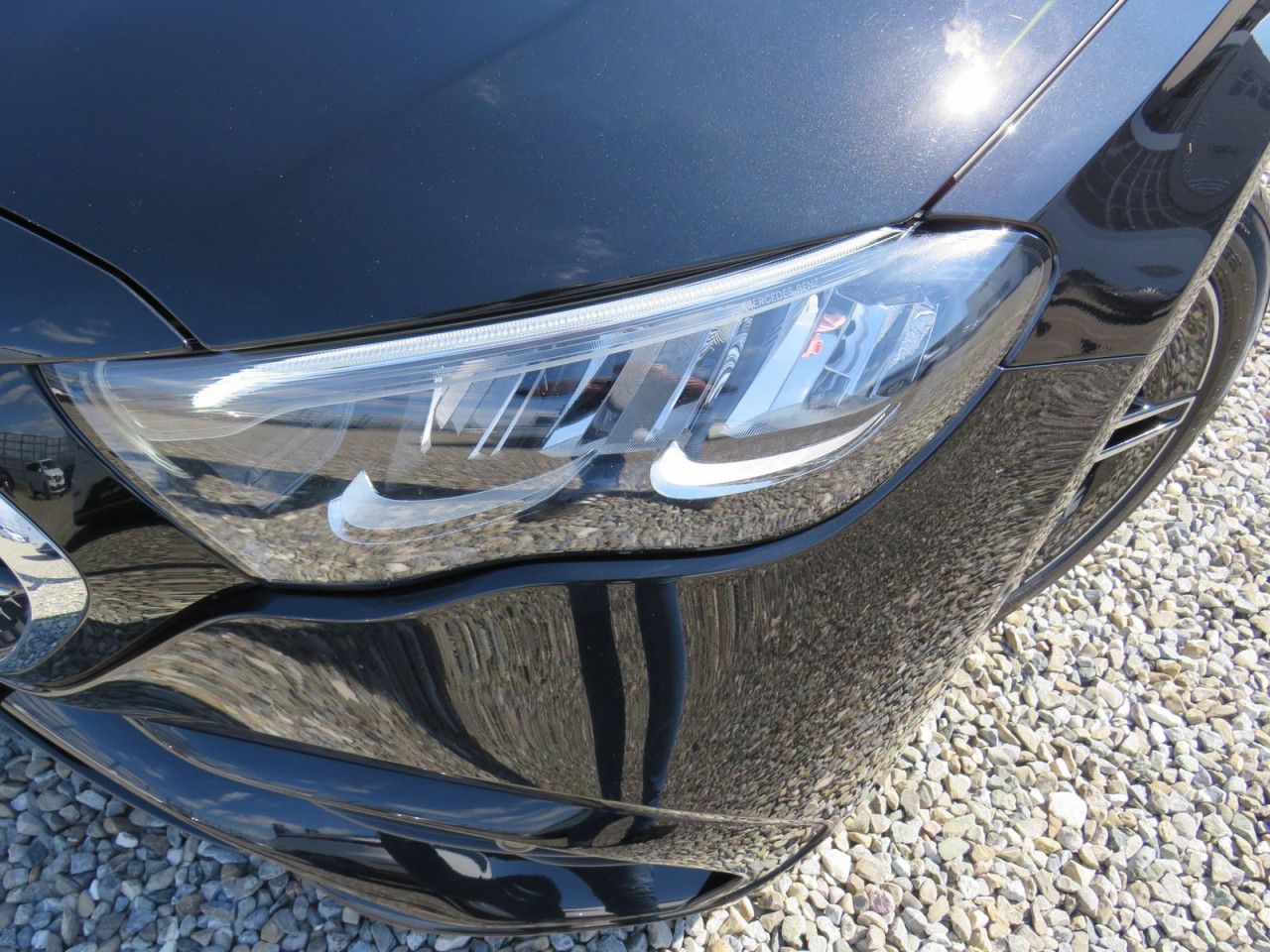 Mercedes-Benz E-Klasse – Bild 13