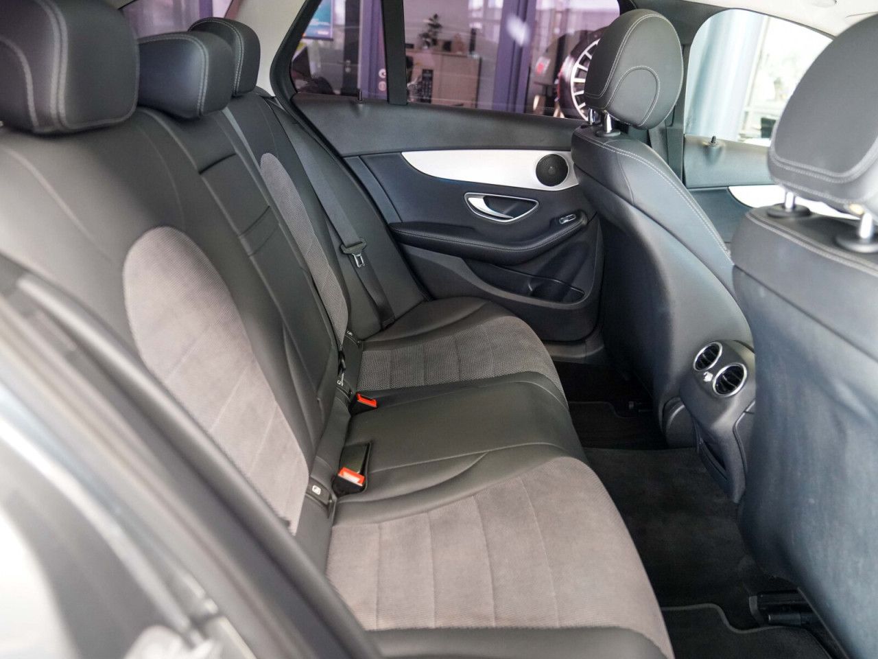 Fahrzeugbild 12 / 25