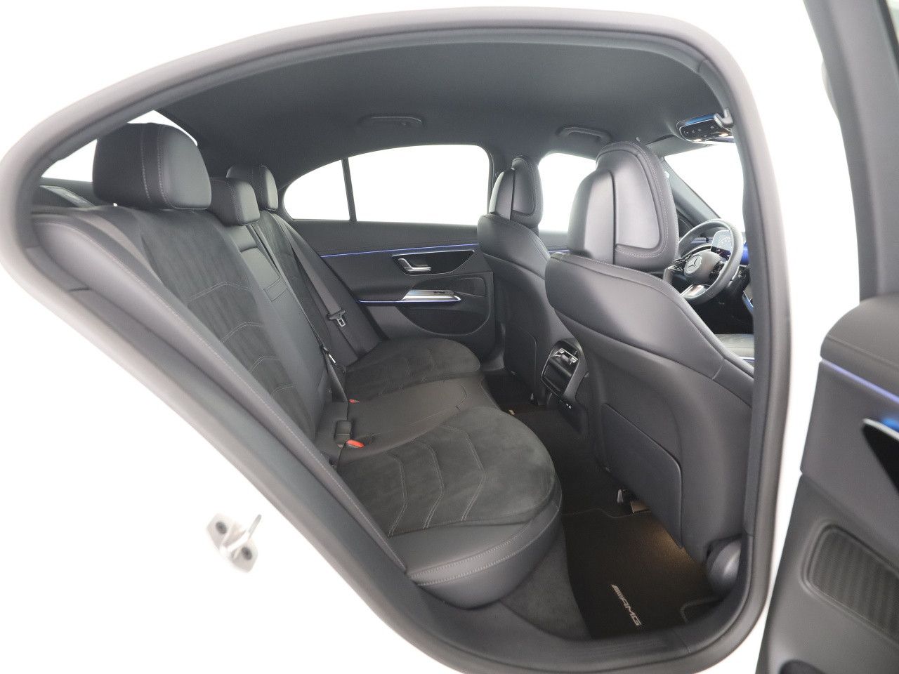 Mercedes-Benz E-Klasse – Bild 14