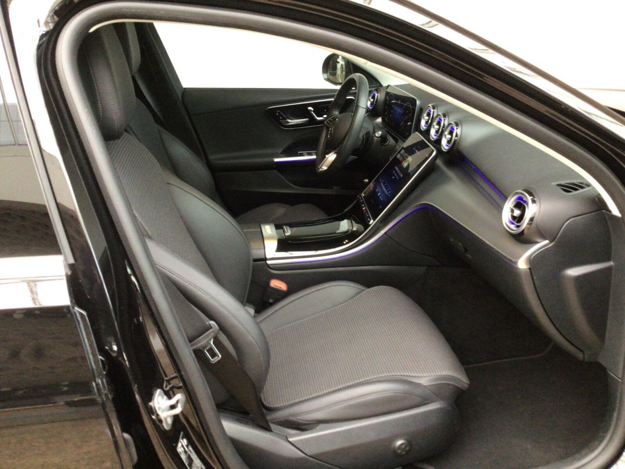 Mercedes-Benz C-Klasse – Bild 10