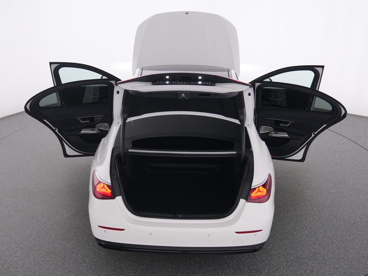 Mercedes-Benz E-Klasse – Bild 13