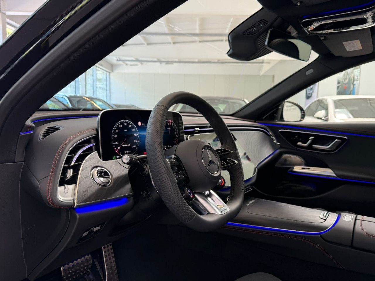 Mercedes-Benz E-Klasse – Bild 16